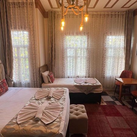 April Hotel Istanbul Eksteriør billede