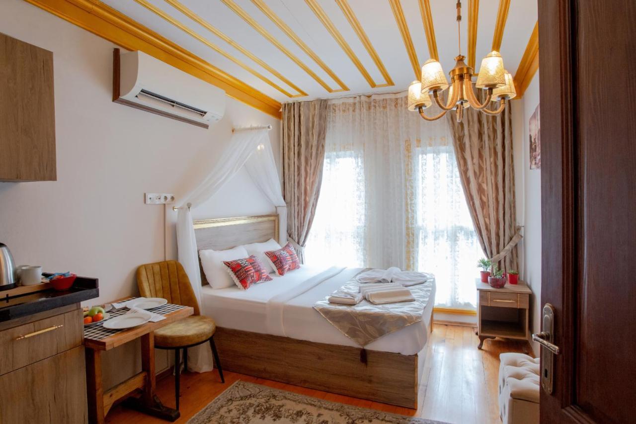 April Hotel Istanbul Eksteriør billede