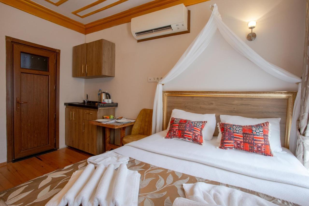 April Hotel Istanbul Eksteriør billede