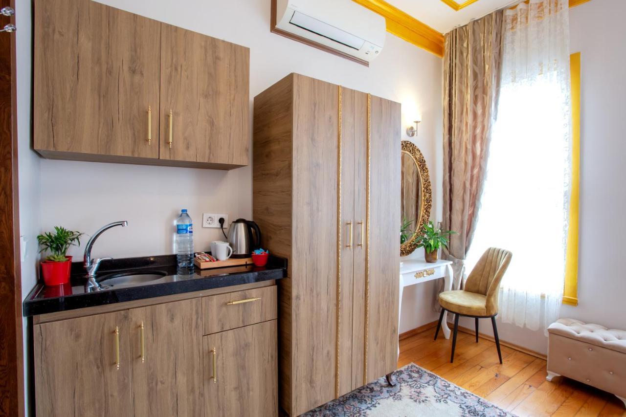 April Hotel Istanbul Eksteriør billede