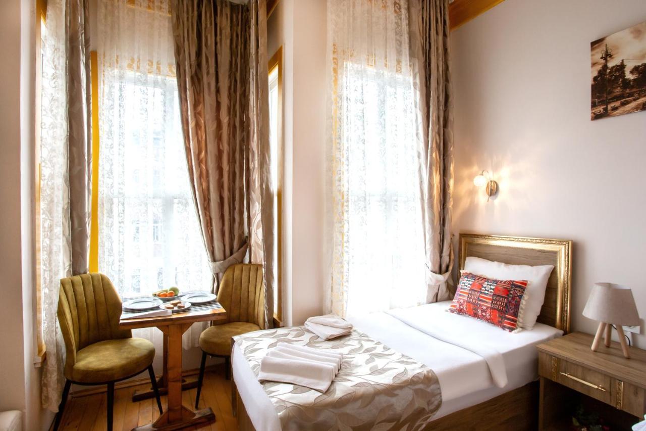 April Hotel Istanbul Eksteriør billede