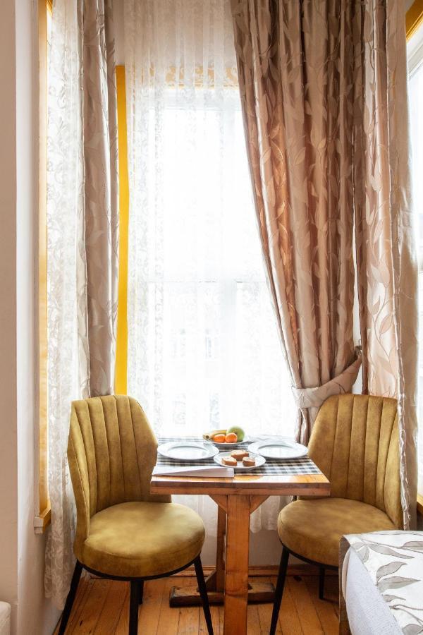 April Hotel Istanbul Eksteriør billede