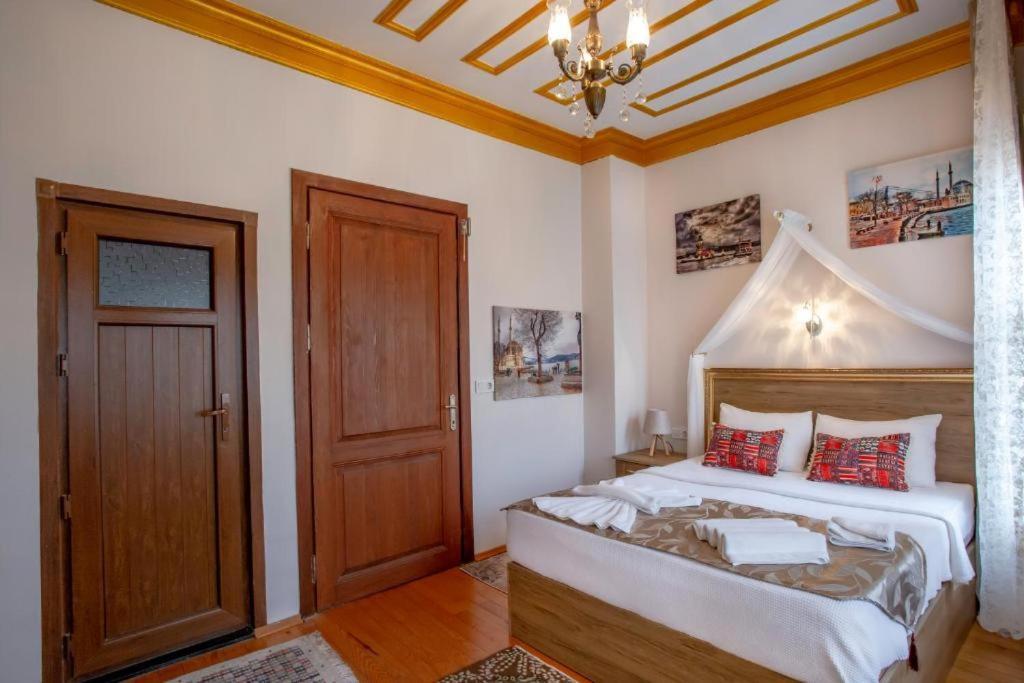 April Hotel Istanbul Eksteriør billede